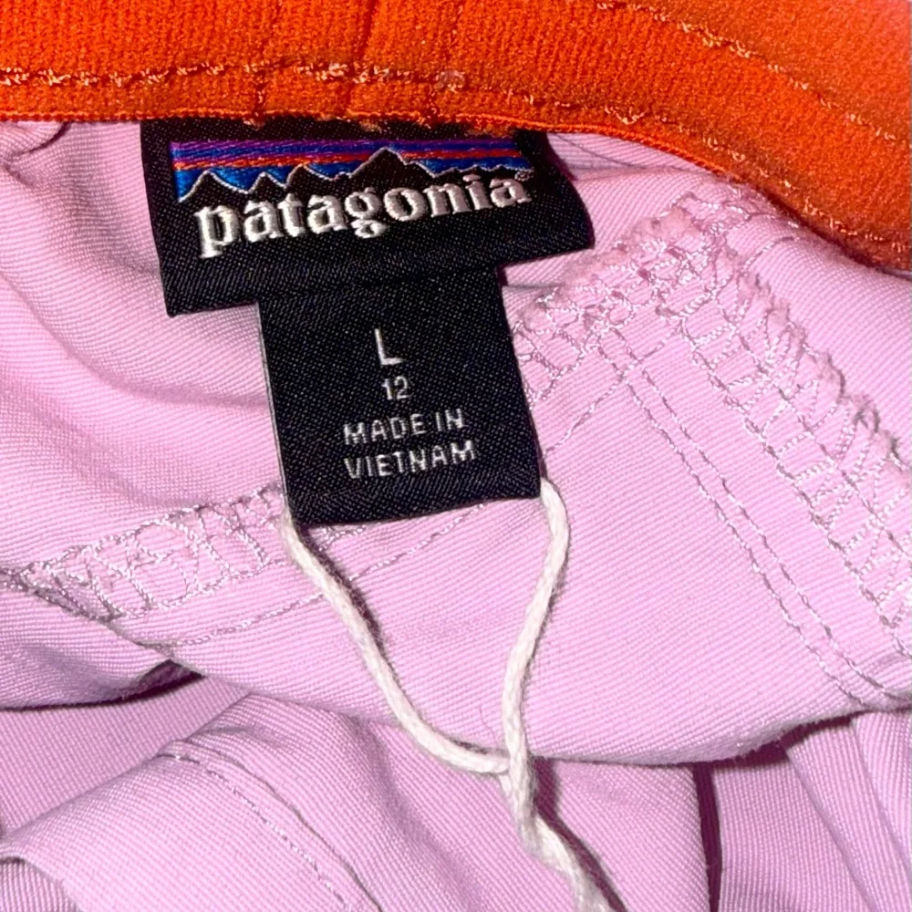 Girls Patagonia Barely Baggies unlined Shorts 3.5 Large 12 Dragon Purple  $50